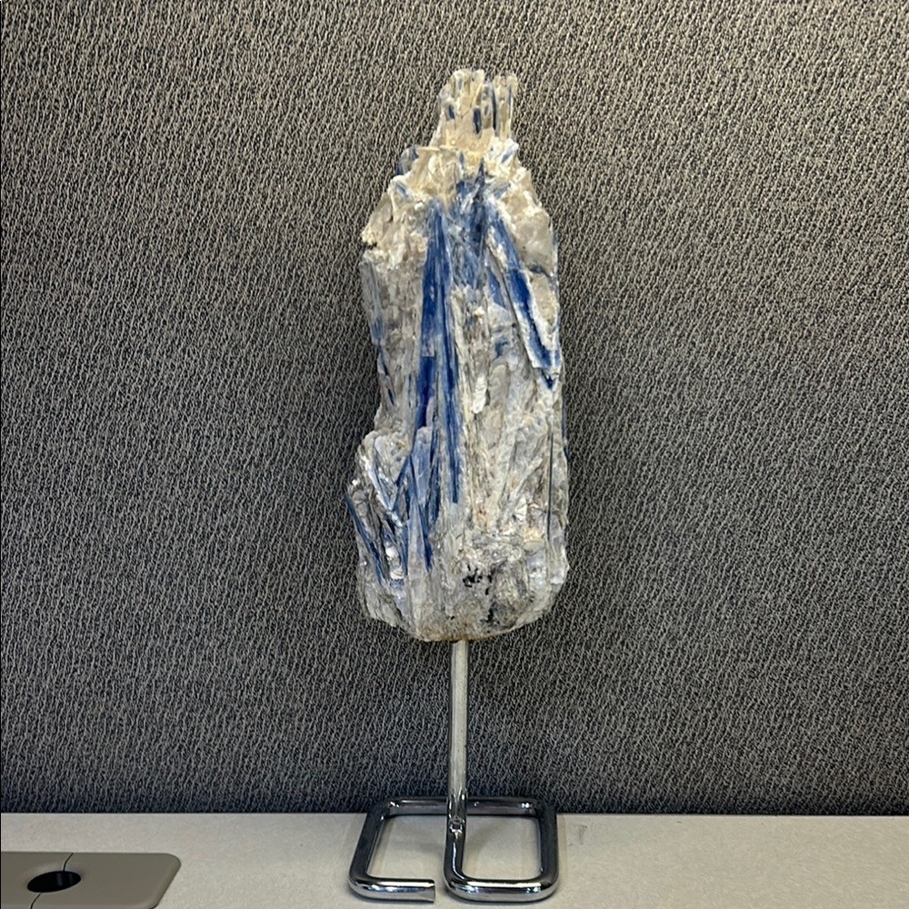Natural Raw Blue Kyanite and Quartz Stone